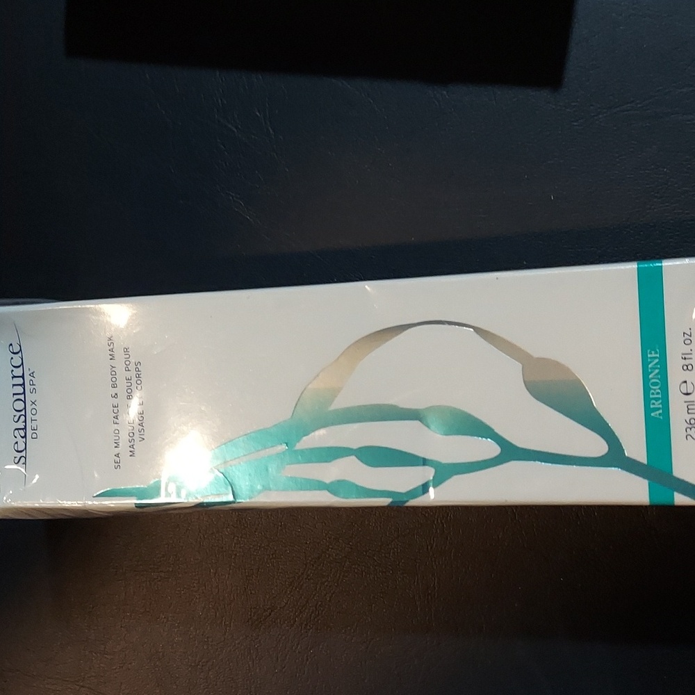New Sealed Seasource Detox Spa Seas Mud Face and Body Mask